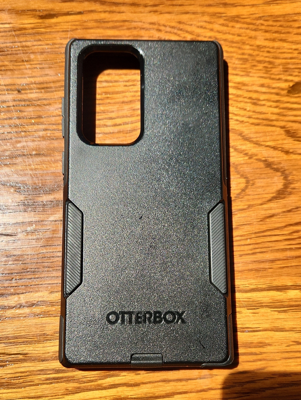 OtterBox Commuter Series Phone Case For Samsung Galaxy S22 Ultra